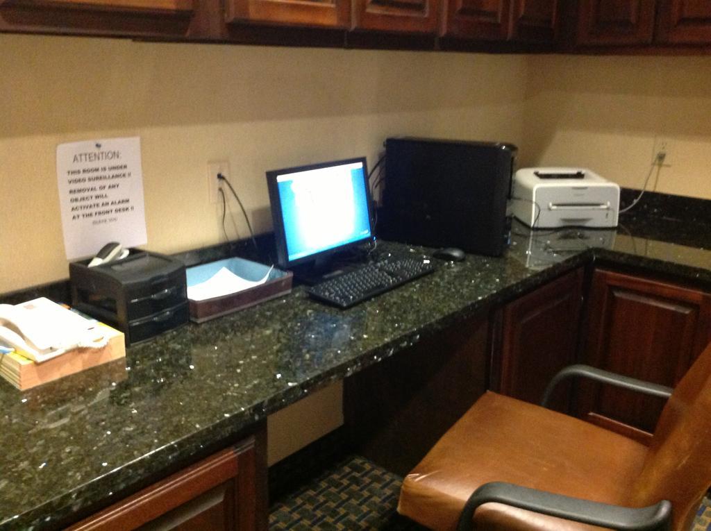 Memorial Inn And Suites Houston Bagian luar foto