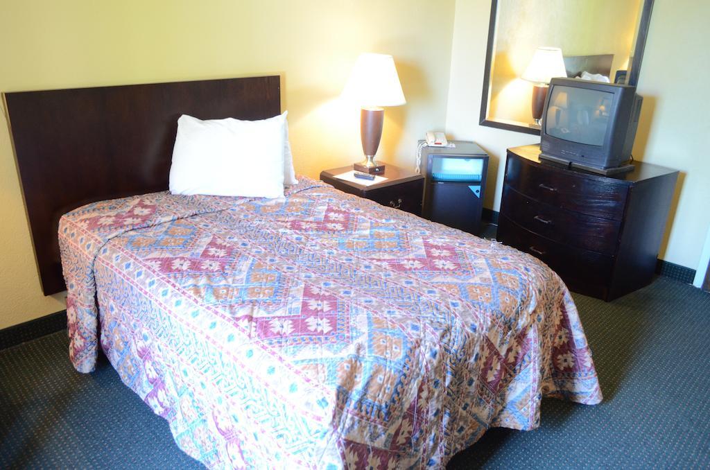 Memorial Inn And Suites Houston Bagian luar foto